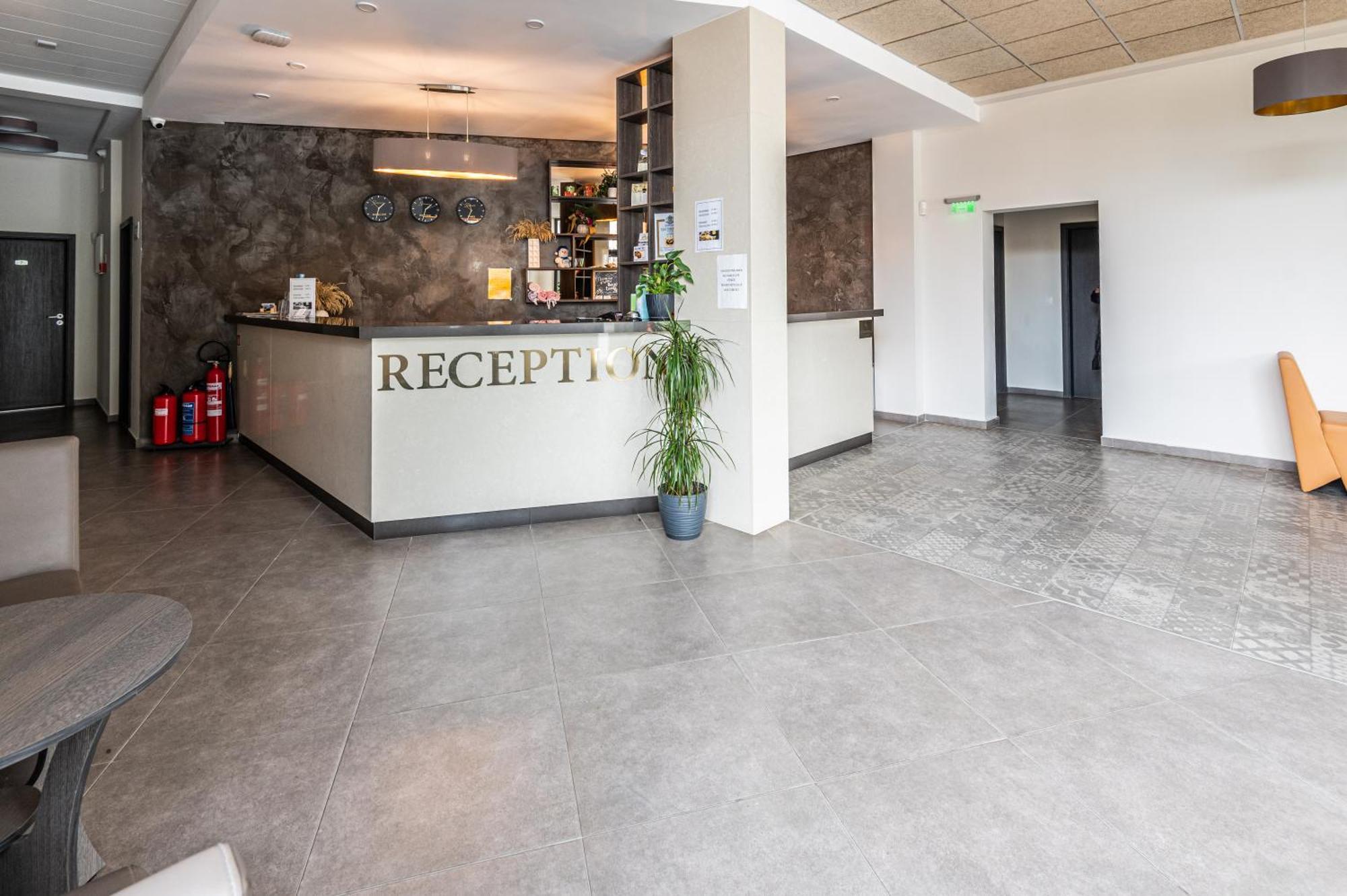 בלצ'יק Hotel Samara With Relax Area מראה חיצוני תמונה